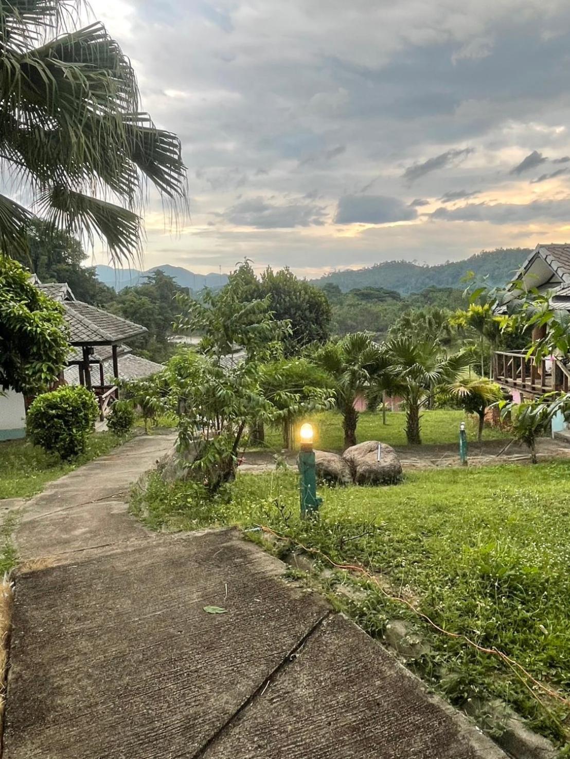 Pai Love & Baan Chonphao Resort Exterior photo