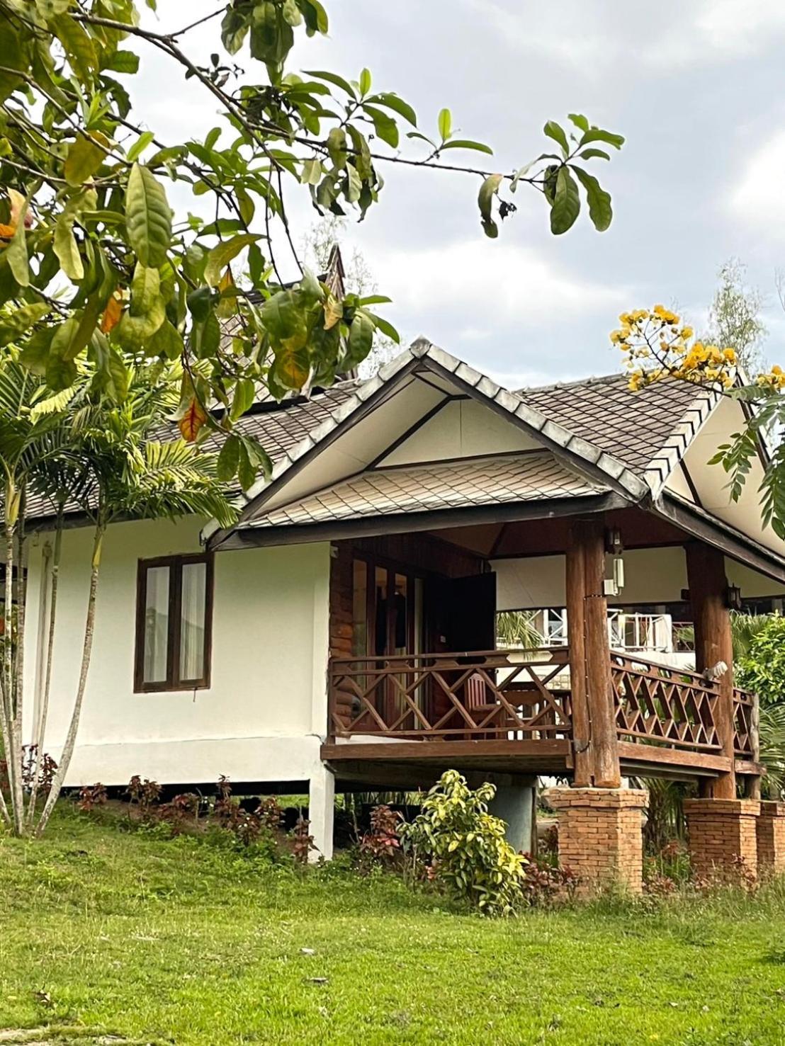 Pai Love & Baan Chonphao Resort Exterior photo