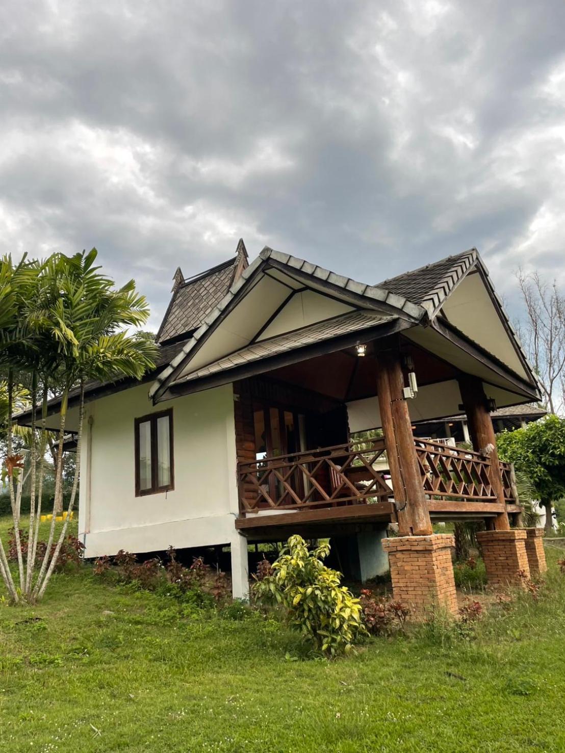 Pai Love & Baan Chonphao Resort Exterior photo