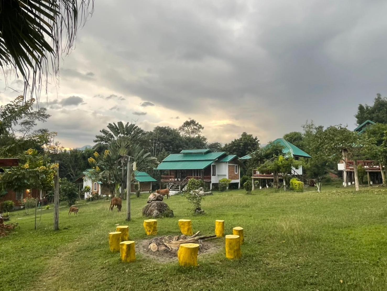 Pai Love & Baan Chonphao Resort Exterior photo