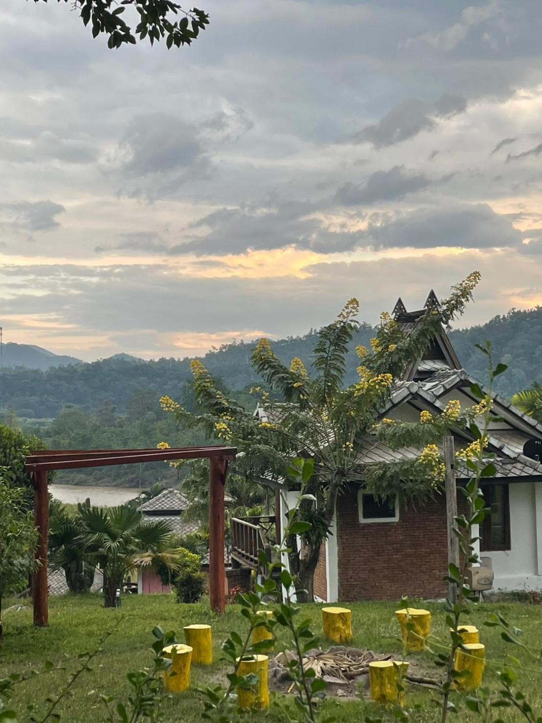 Pai Love & Baan Chonphao Resort Exterior photo